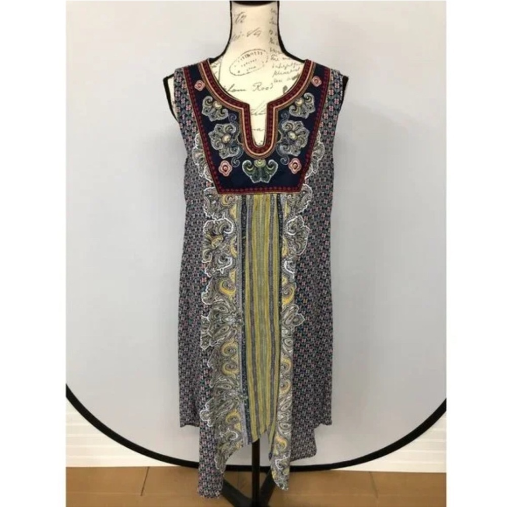 Luxology Multicolored Sleeveless Graphic Tunic
